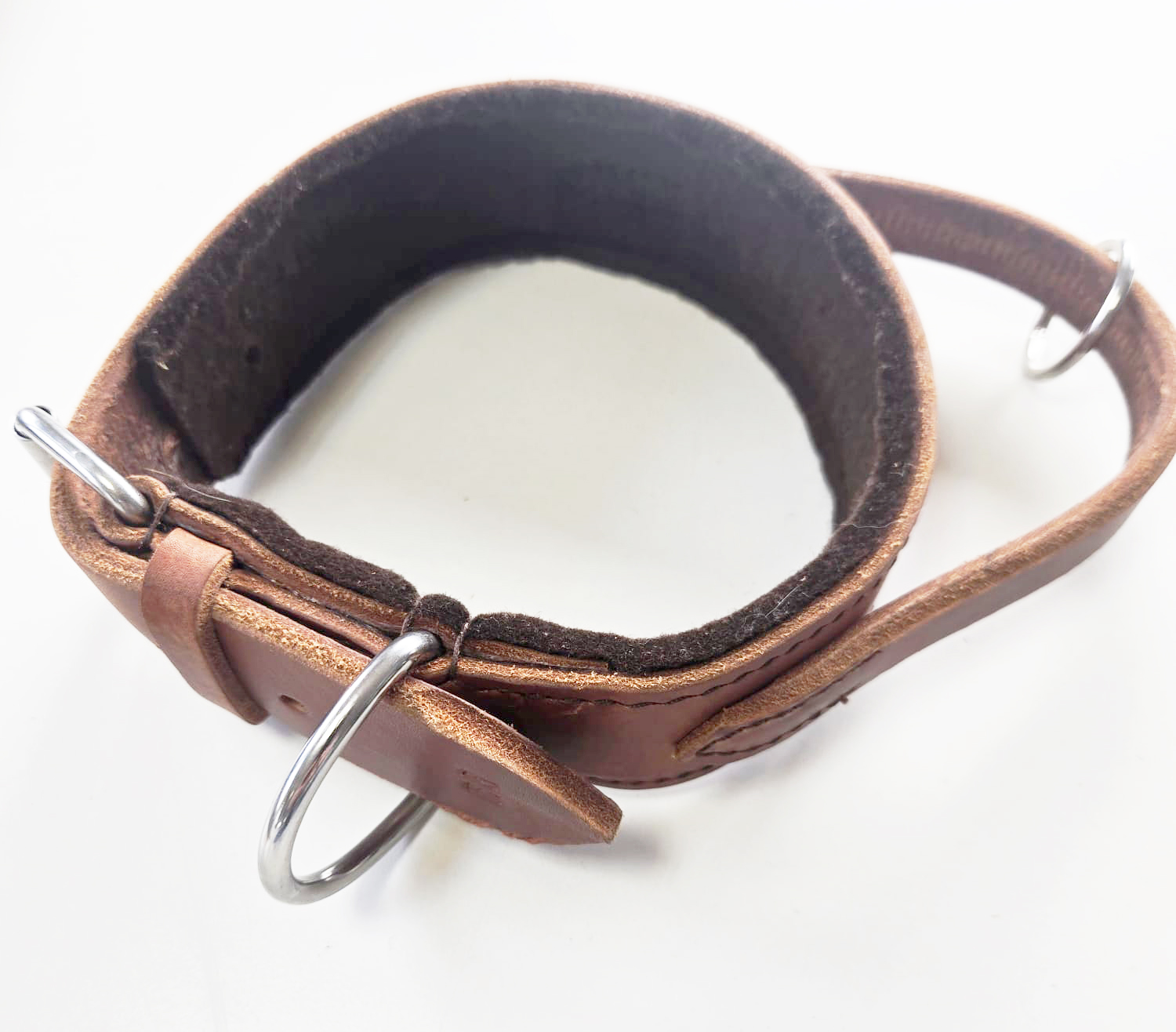 Lederhalsband mit Filz und Handschlaufe 55cm braun